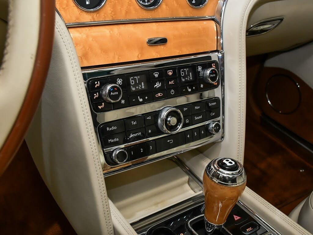 2017 Bentley Mulsanne - 38