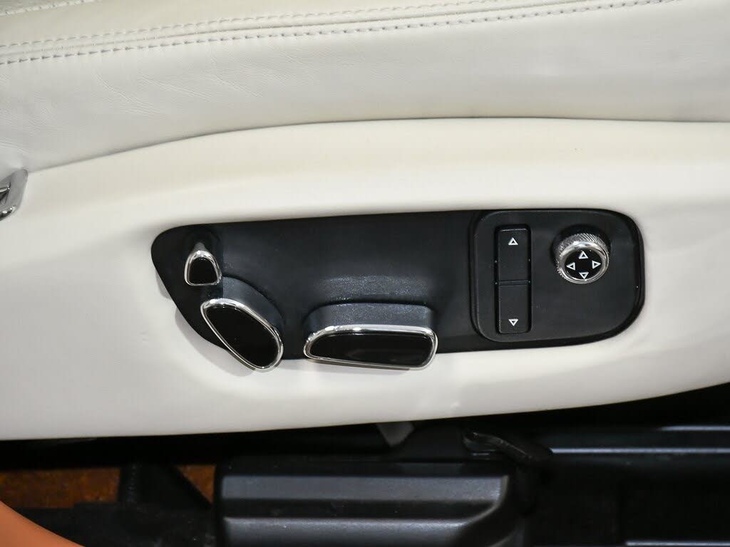 Vehicle Image 55 of 115 for 2017 Bentley Mulsanne