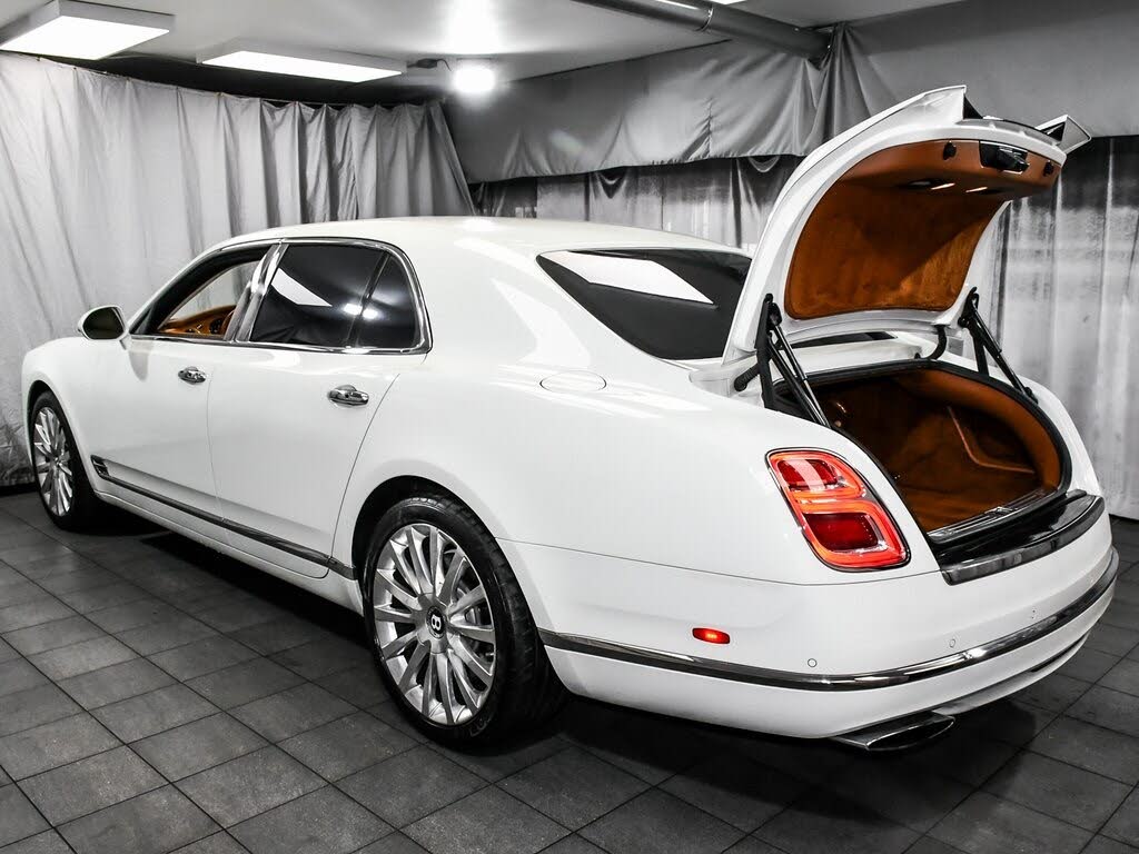 Vehicle Image 64 of 115 for 2017 Bentley Mulsanne