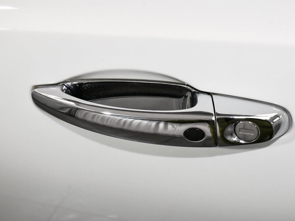 Vehicle Image 78 of 115 for 2017 Bentley Mulsanne