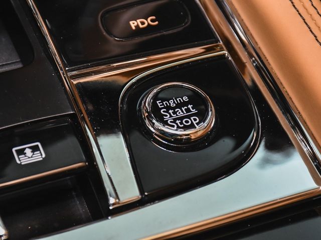 Vehicle Image 105 of 191 for 2017 Bentley Mulsanne