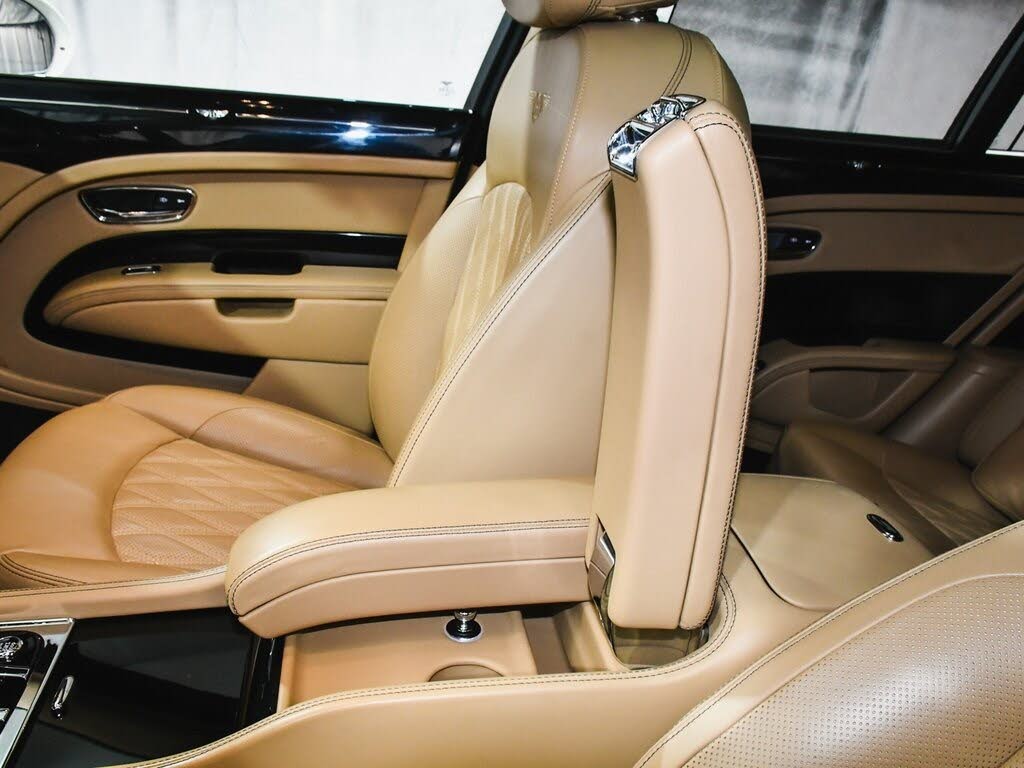 2017 Bentley Mulsanne - 38