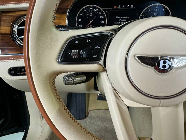 Vehicle Image 21 of 54 for 2021 Bentley Flying Spur