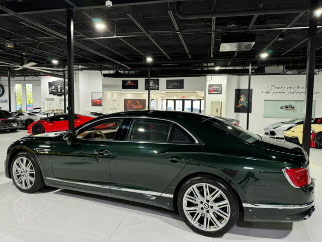 Vehicle Image 4 of 54 for 2021 Bentley Flying Spur