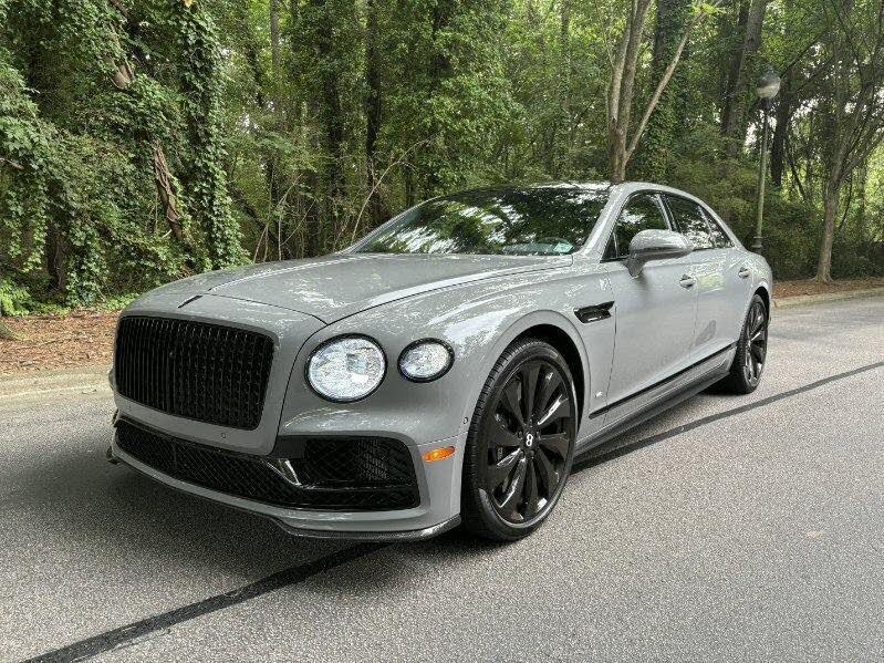 2022 Bentley Flying Spur V8 Mulliner