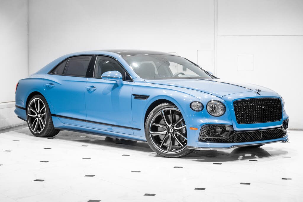 2024 Bentley Flying Spur Azure V8