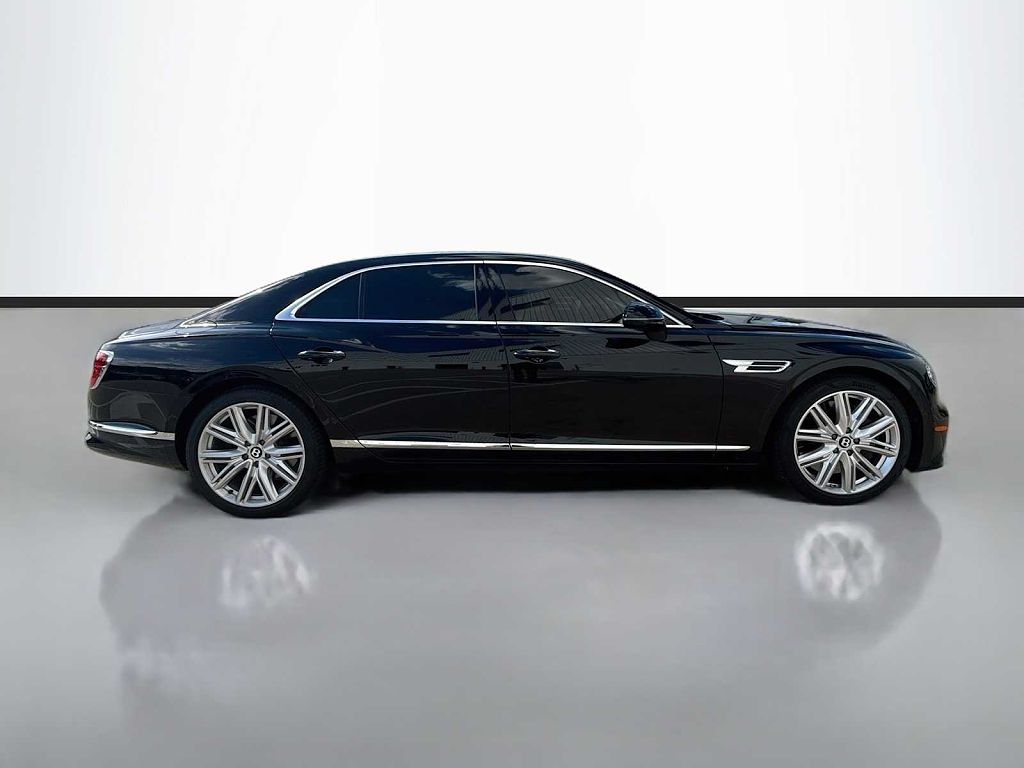 2024 Bentley Flying Spur V8