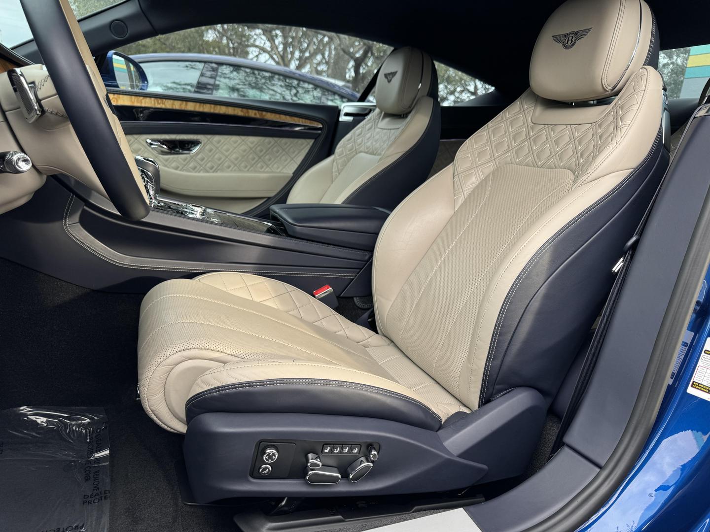 Vehicle Image 12 of 33 for 2020 Bentley Continental