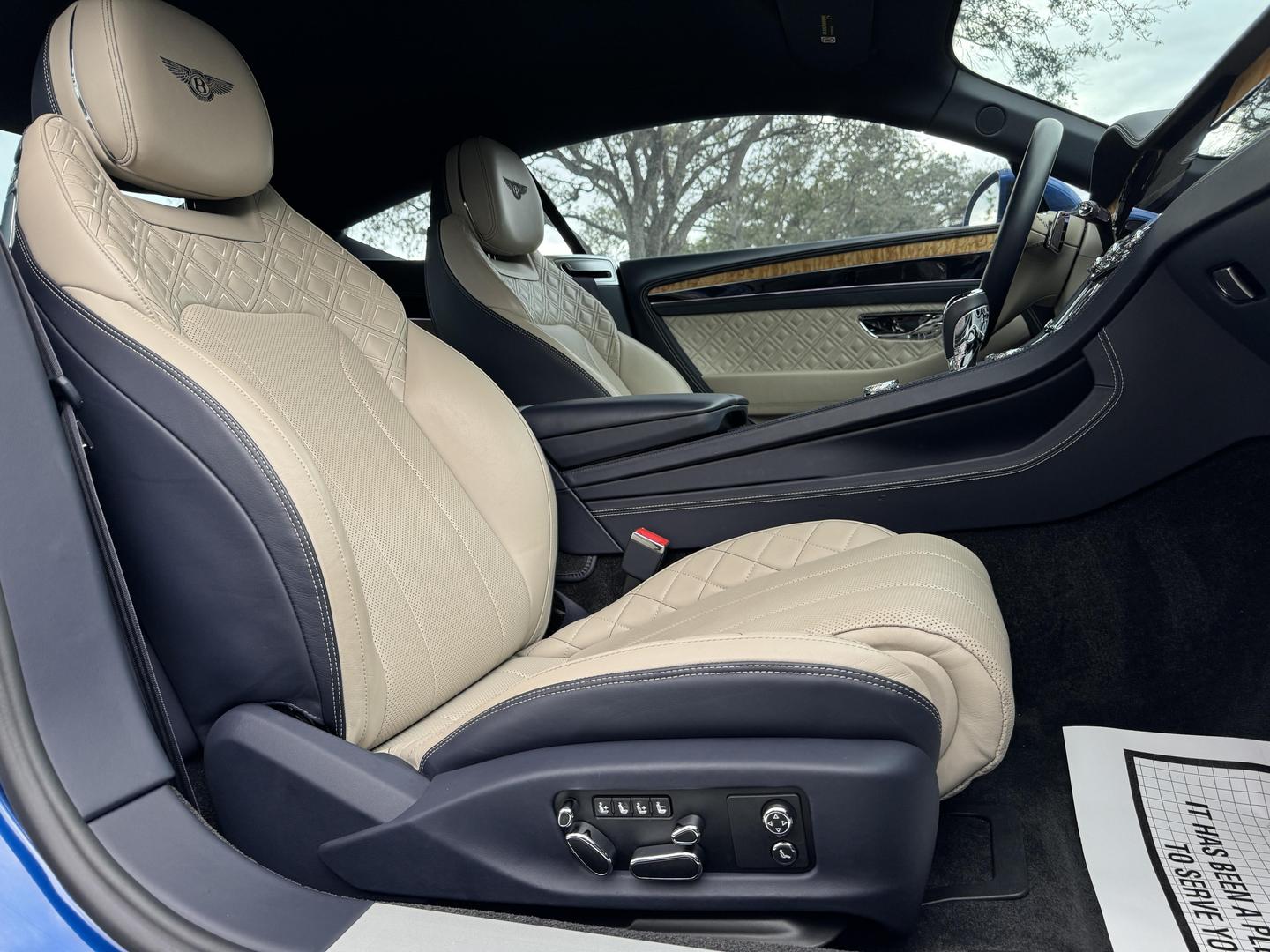 Vehicle Image 15 of 33 for 2020 Bentley Continental