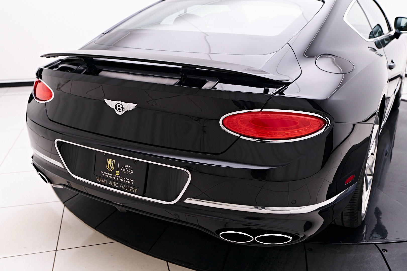 Vehicle Image 17 of 154 for 2020 Bentley Continental