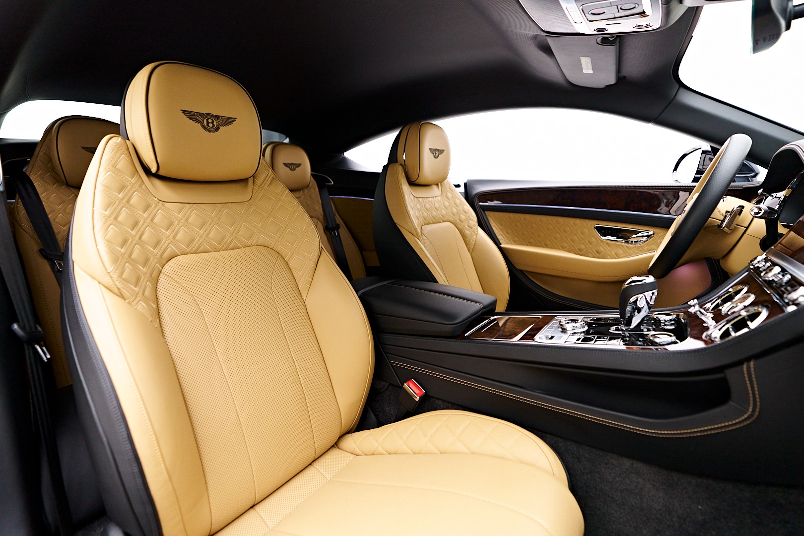 Vehicle Image 39 of 154 for 2020 Bentley Continental