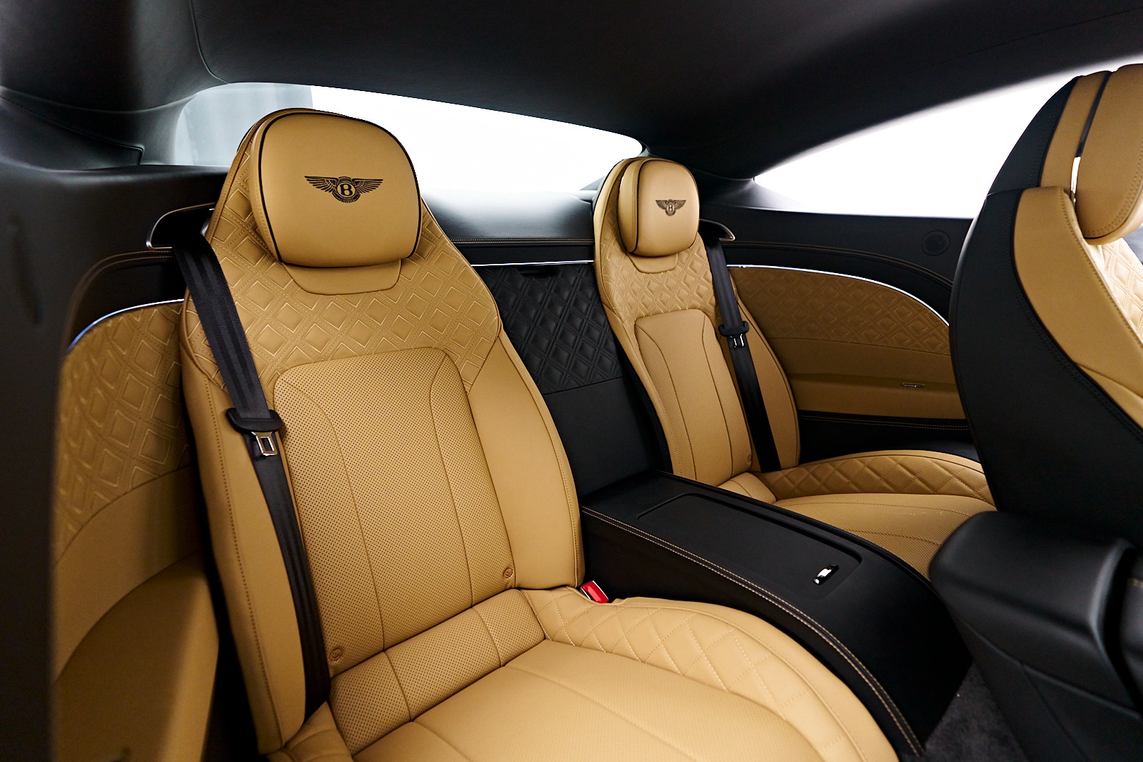 Vehicle Image 40 of 154 for 2020 Bentley Continental