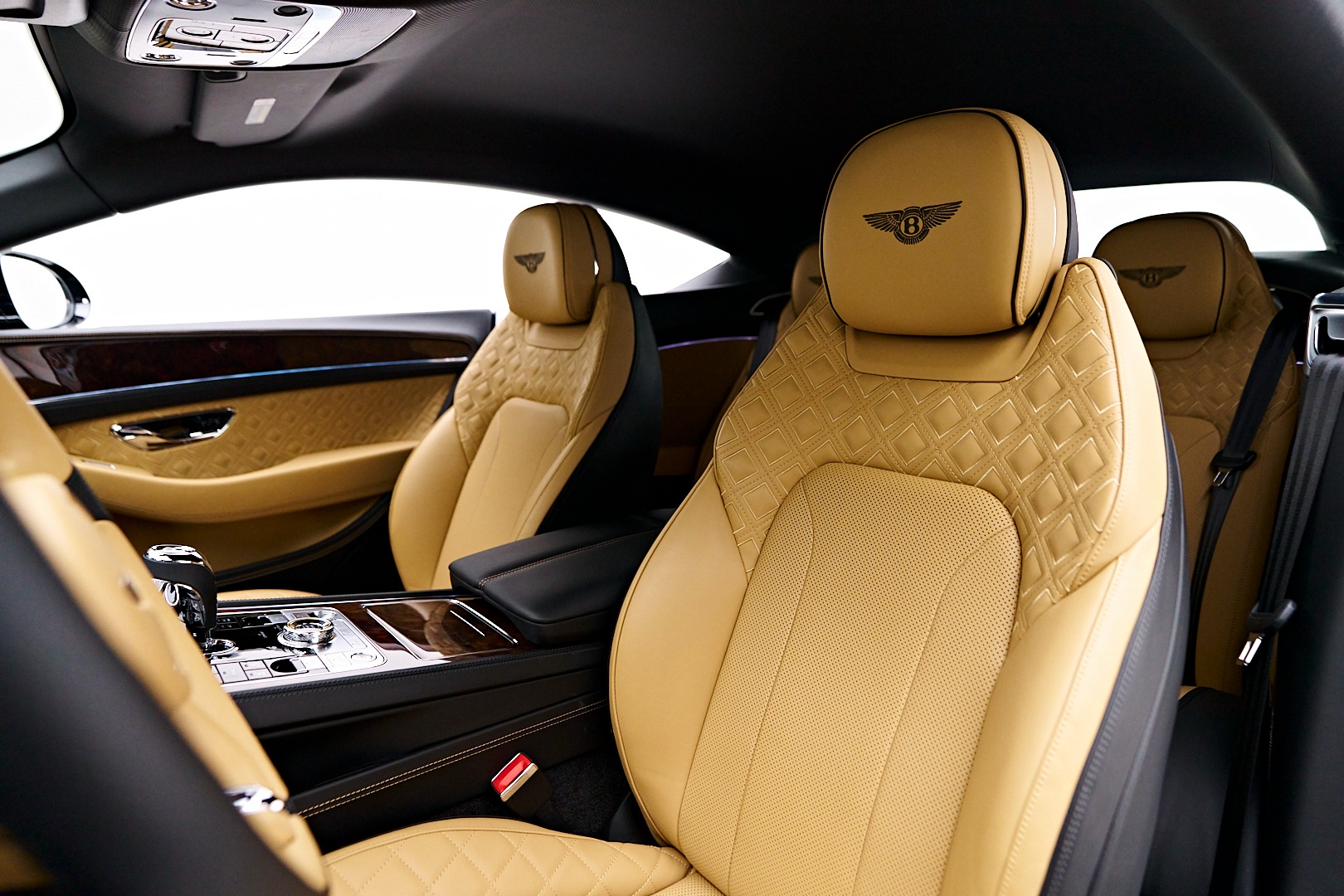 Vehicle Image 42 of 154 for 2020 Bentley Continental