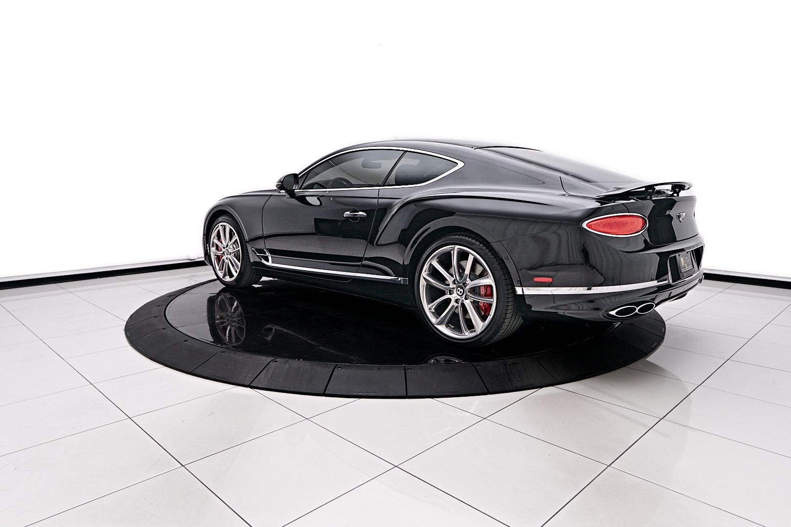 Vehicle Image 7 of 154 for 2020 Bentley Continental