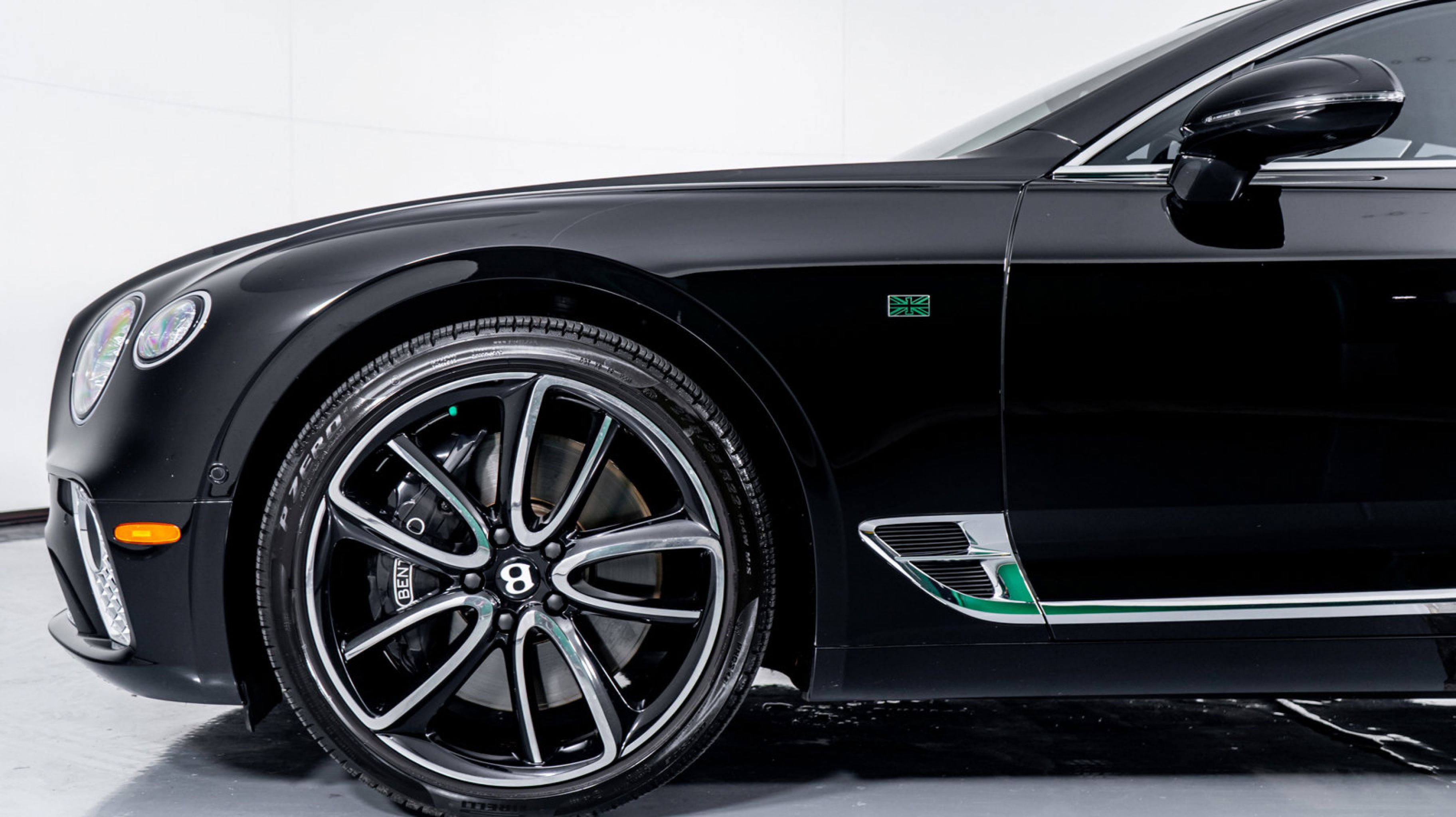 Vehicle Image 22 of 57 for 2020 Bentley Continental