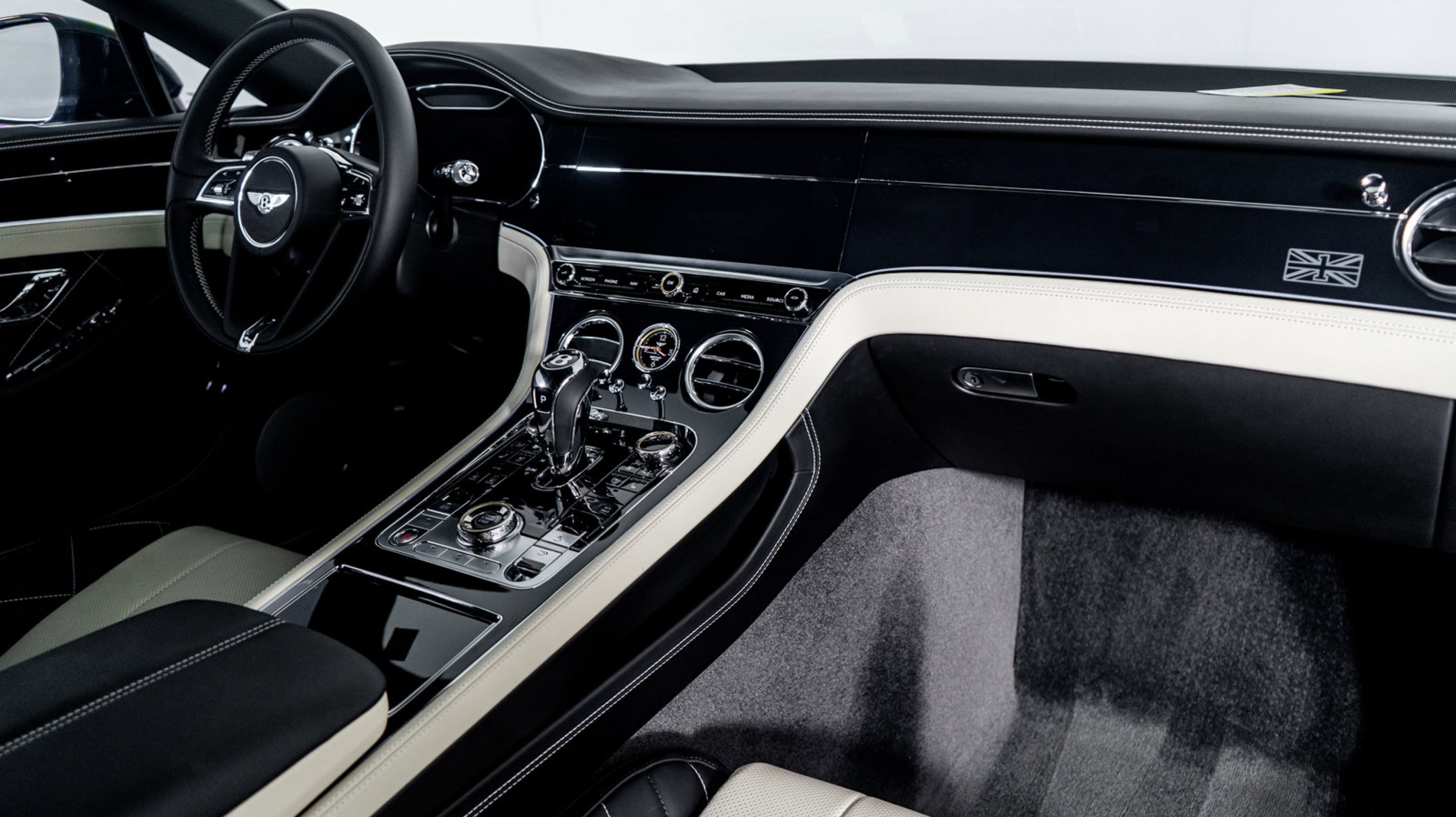 Vehicle Image 34 of 57 for 2020 Bentley Continental