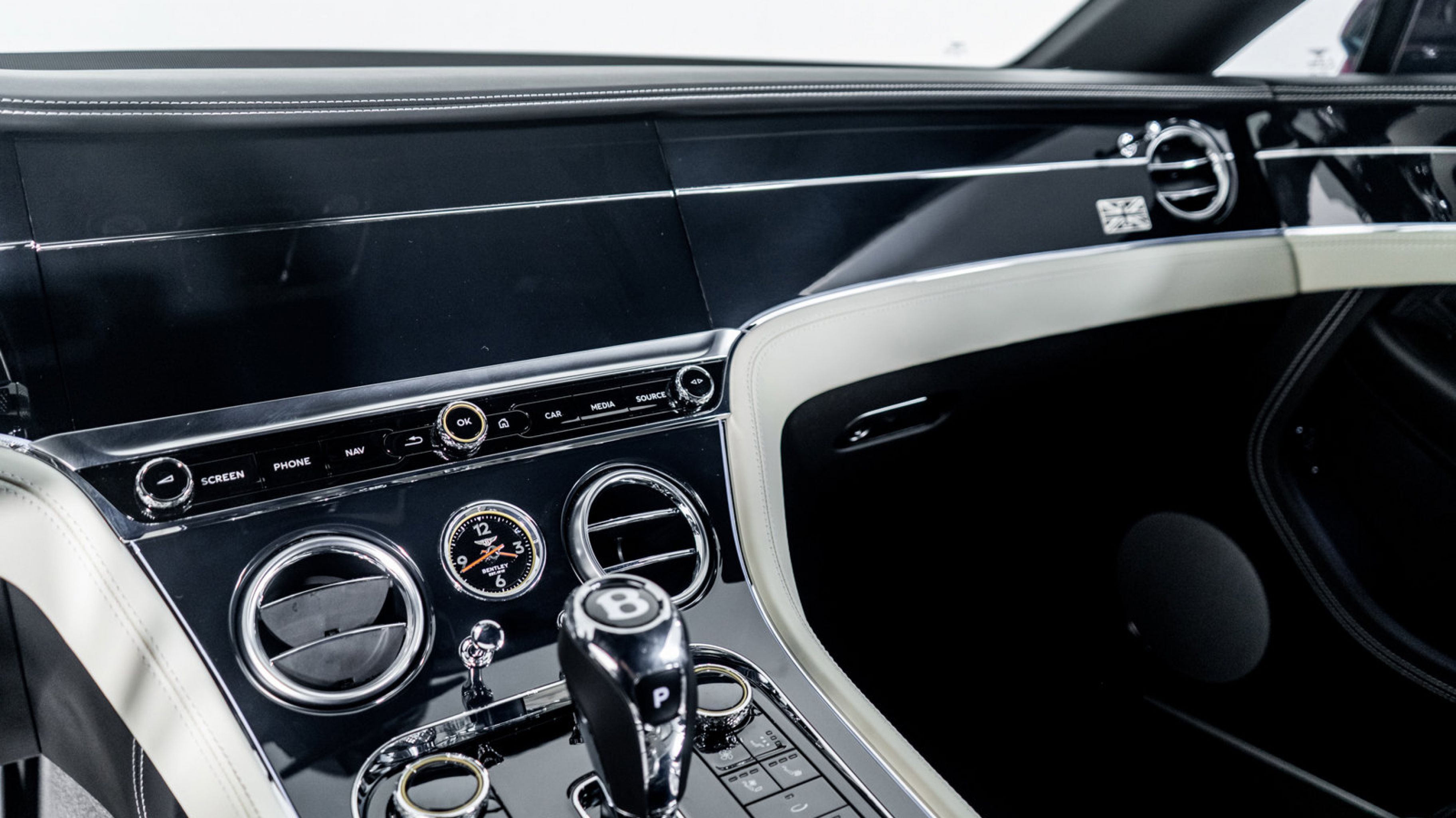 Vehicle Image 43 of 57 for 2020 Bentley Continental