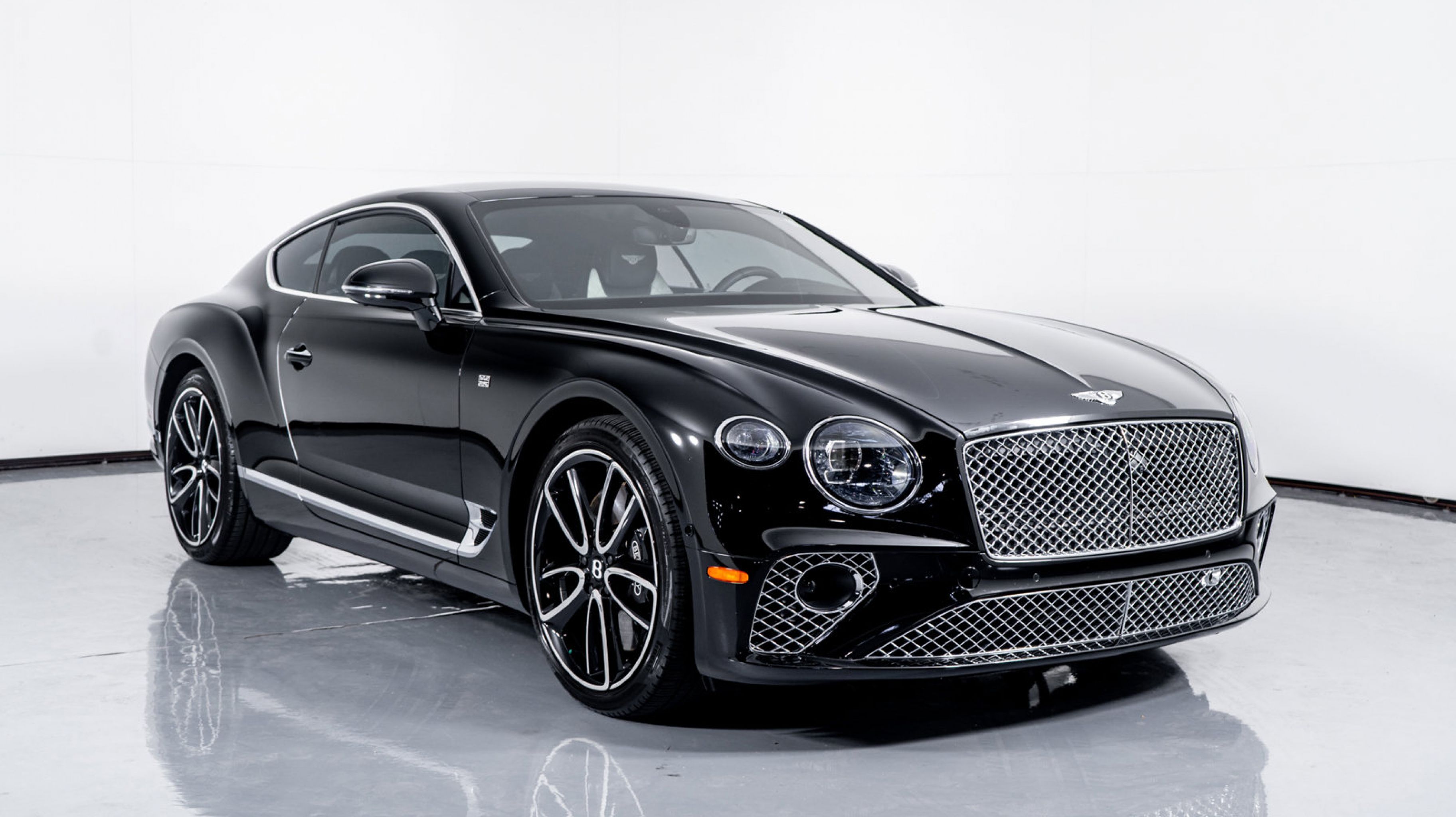 Vehicle Image 5 of 57 for 2020 Bentley Continental