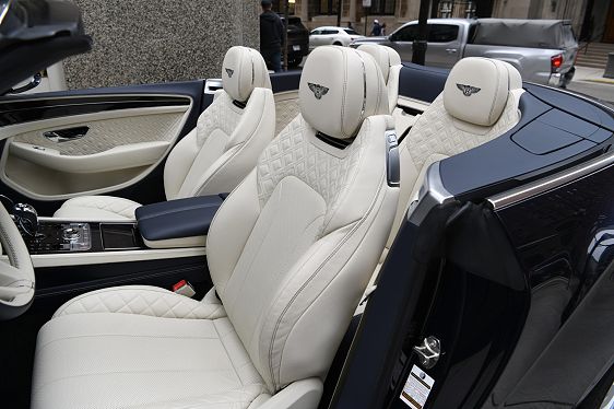 Vehicle Image 10 of 33 for 2022 Bentley Continental