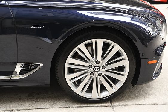 Vehicle Image 22 of 33 for 2022 Bentley Continental