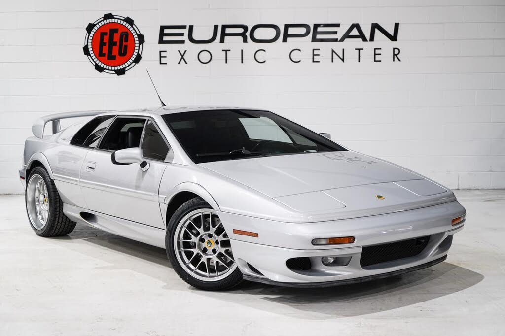 Lotus Esprit V8