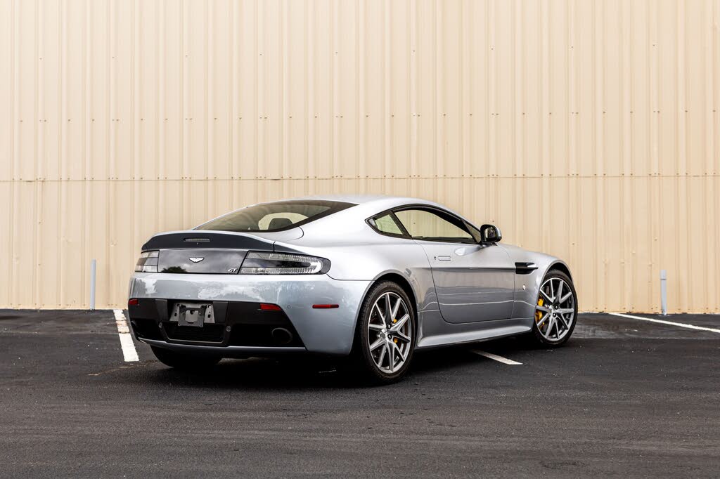 2015 Aston Martin V8 Vantage - 4