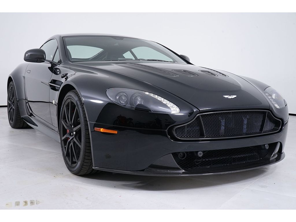 2015 Aston Martin V12 Vantage