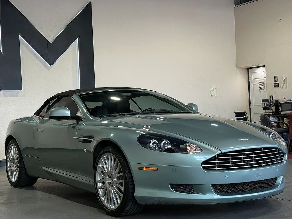 2010 Aston Martin DB9 Volante