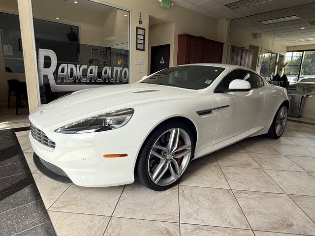 2015 Aston Martin DB9 - 6