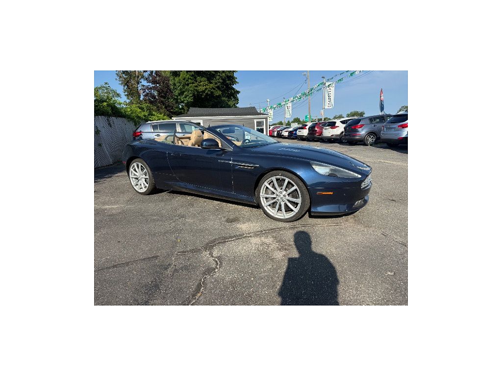 2016 Aston Martin DB9 Volante