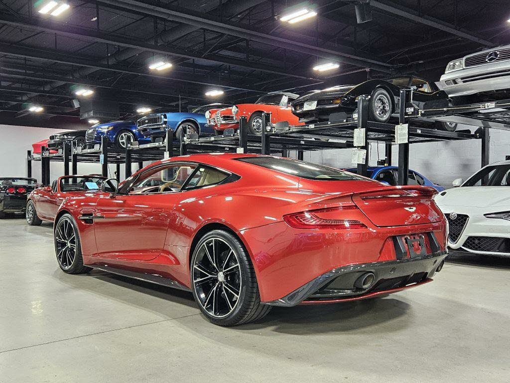 2014 Aston Martin Vanquish - 27