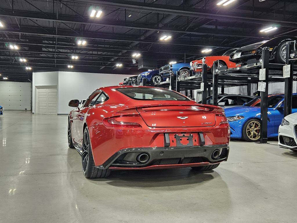 2014 Aston Martin Vanquish - 30