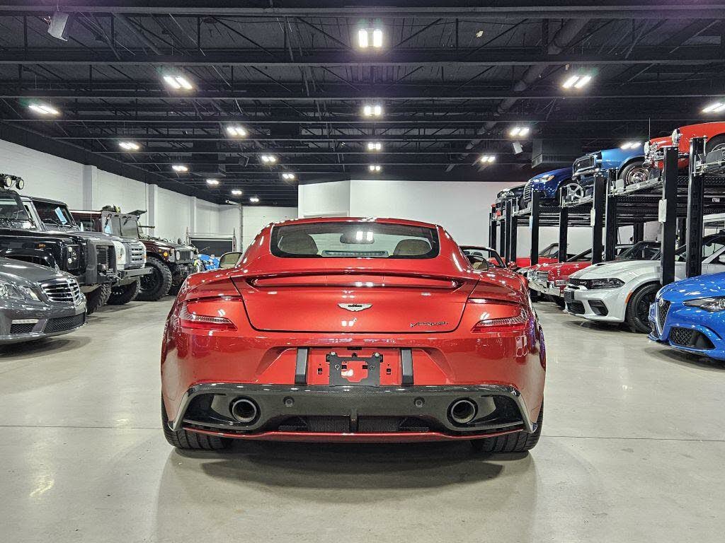 2014 Aston Martin Vanquish - 32