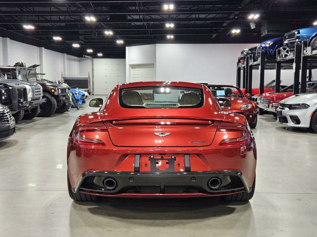 2014 Aston Martin Vanquish - 33