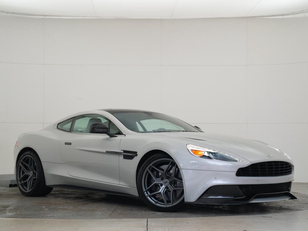 2016 Aston Martin Vanquish Carbon