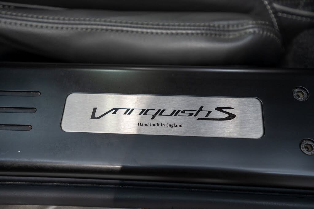 Vehicle Image 104 of 115 for 2018 Aston Martin Vanquish S