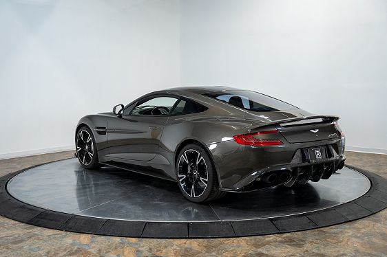 2018 Aston Martin Vanquish S - 12