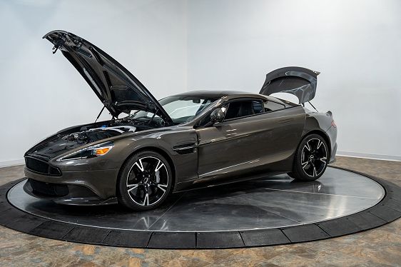 2018 Aston Martin Vanquish S - 14