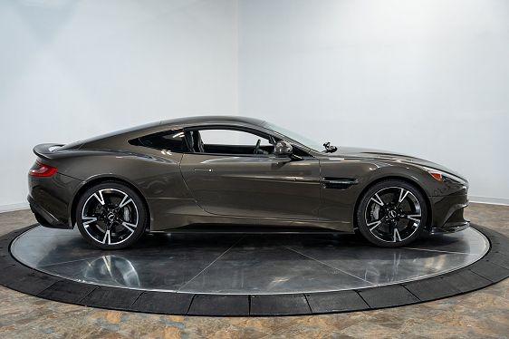 2018 Aston Martin Vanquish S - 9