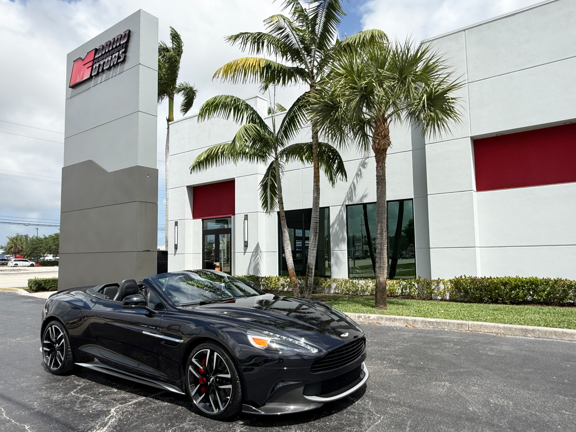 Vehicle Image 1 of 70 for 2018 Aston Martin Vanquish S