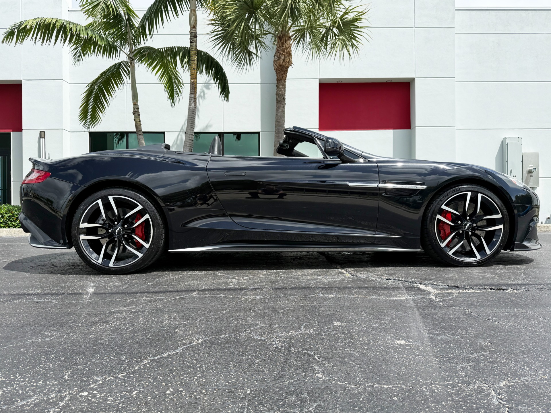 2018 Aston Martin Vanquish S - 10