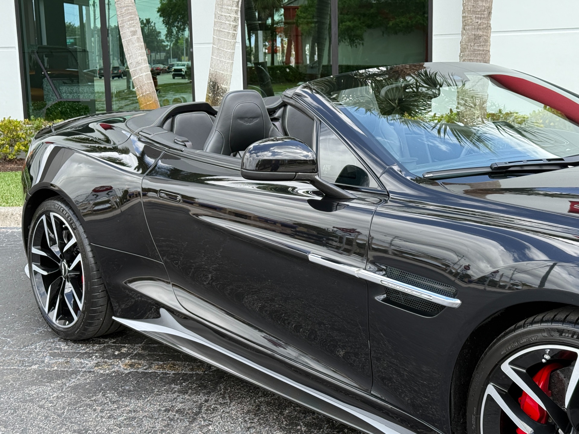 2018 Aston Martin Vanquish S - 18