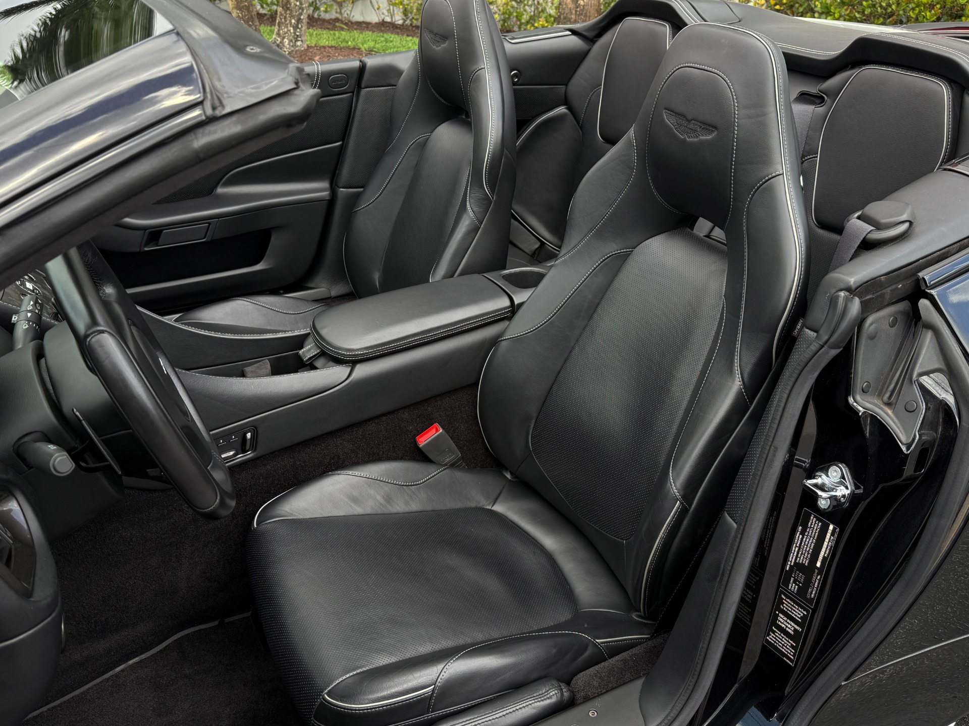 Vehicle Image 28 of 70 for 2018 Aston Martin Vanquish S