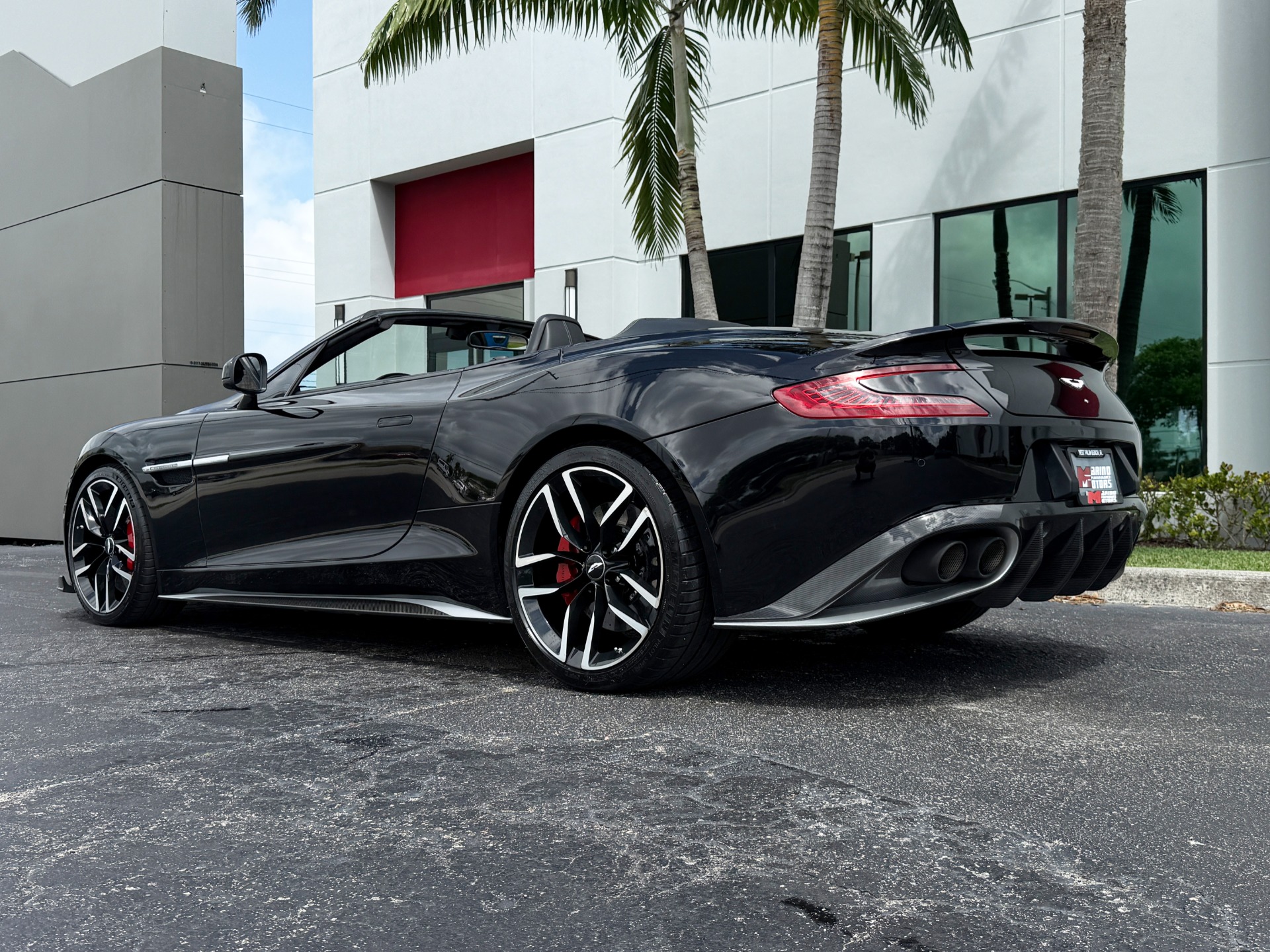 2018 Aston Martin Vanquish S - 36