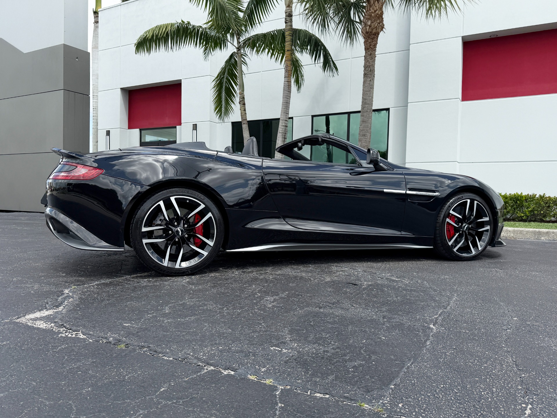 2018 Aston Martin Vanquish S - 46