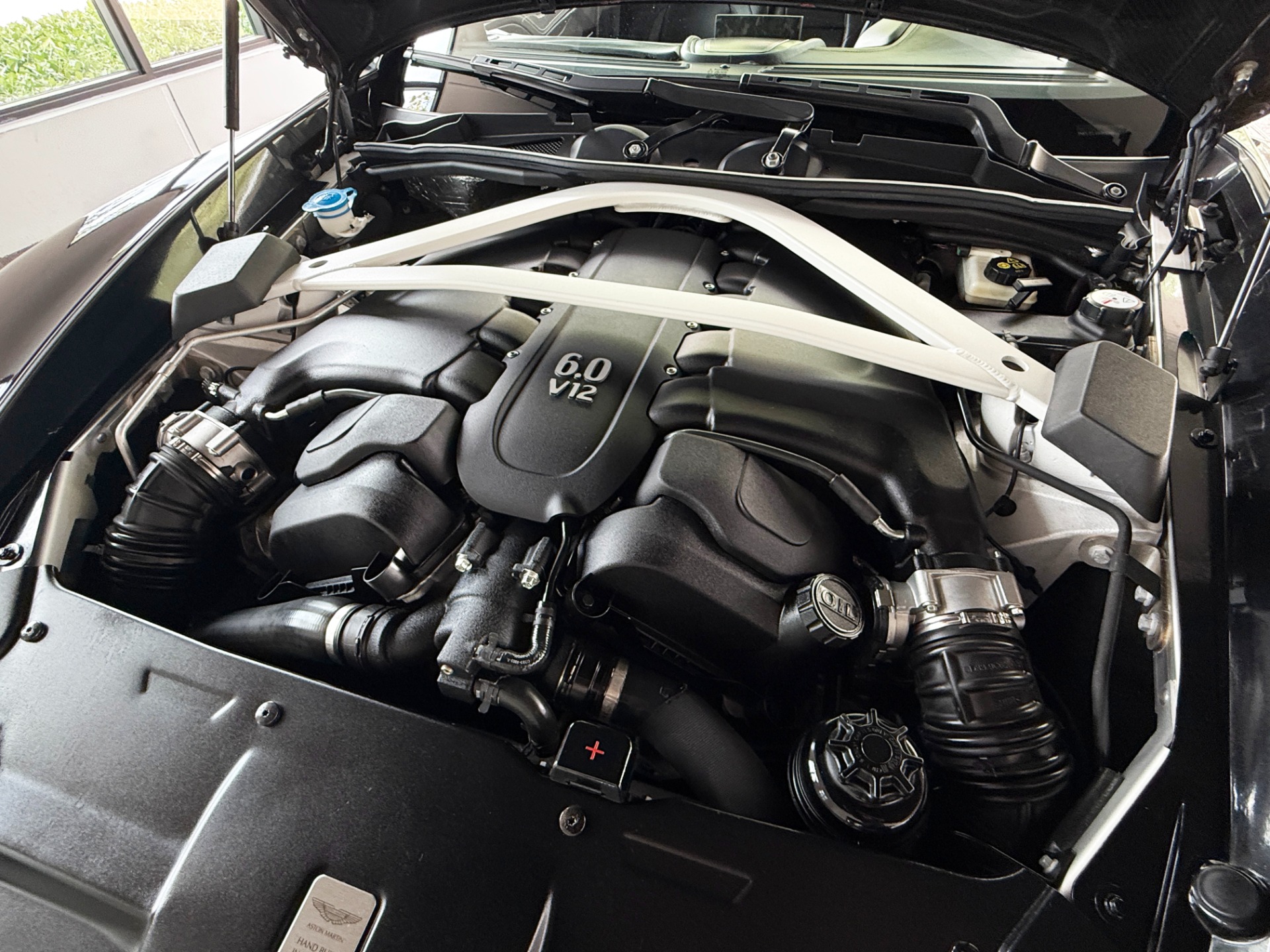 Vehicle Image 67 of 70 for 2018 Aston Martin Vanquish S