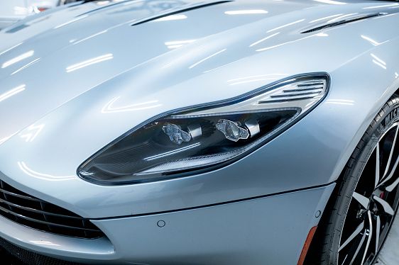 Vehicle Image 12 of 145 for 2018 Aston Martin DB11