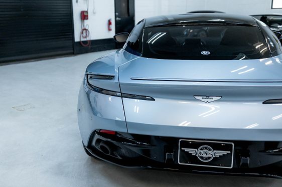 2018 Aston Martin DB11 - 26