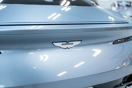 Vehicle Image 29 of 145 for 2018 Aston Martin DB11