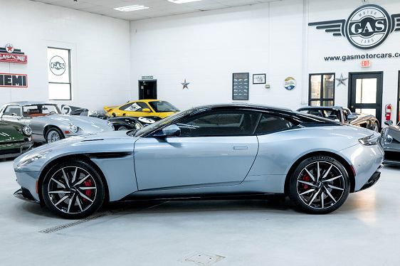 2018 Aston Martin DB11 - 5